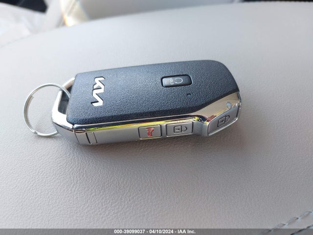 KIA SORENTO S 2023 5XYRL4LC6PG217746 Image 11