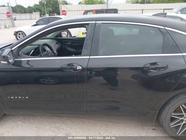 Chevrolet IMPALA 1LT 2017 1G1105S31HU195595 Image 14