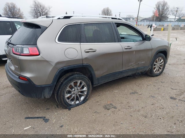 1C4PJMLB6MD182771 Jeep Cherokee Latitude Plus 4x4