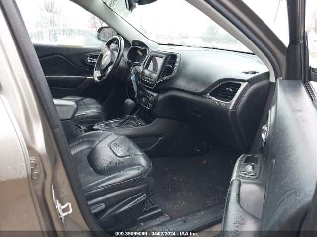 1C4PJMLB6MD182771 Jeep Cherokee Latitude Plus 4x4