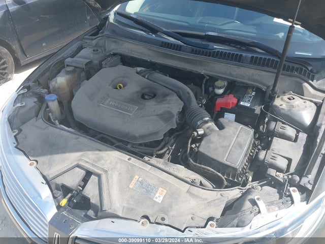 3LN6L2J93FR627841 Lincoln MKZ