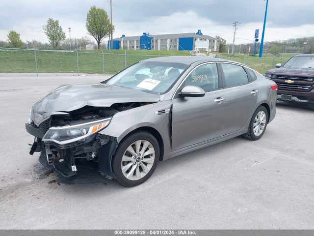 KIA Optima Lx 2016 5XXGT4L33GG018097 Image 2