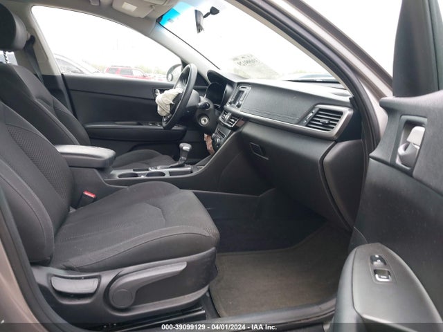 KIA Optima Lx 2016 5XXGT4L33GG018097 Image 5