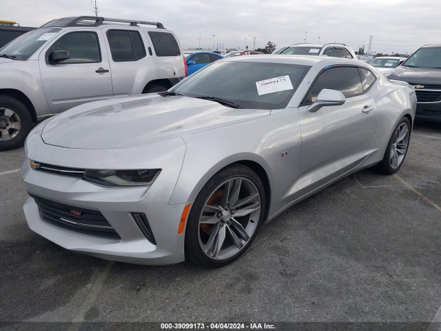 Chevrolet Camaro 1lt 2018 1G1FB1RSXJ0120008 Image 2