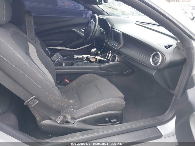 Chevrolet Camaro 1lt 2018 1G1FB1RSXJ0120008 Image 5