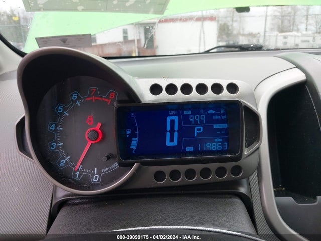 Chevrolet Sonic Lt Auto 2015 1G1JC5SH0F4141303 Image 7