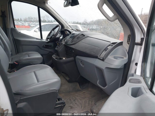 Ford Transit-150 2018 1FTYE9ZM4JKA22040 Image 5