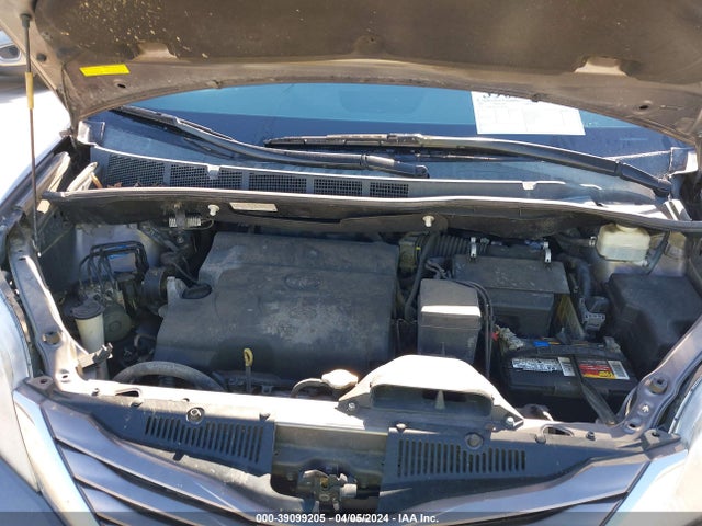 Toyota Sienna Le 8 Passenger 2015 5TDKK3DC0FS581689 Image 10