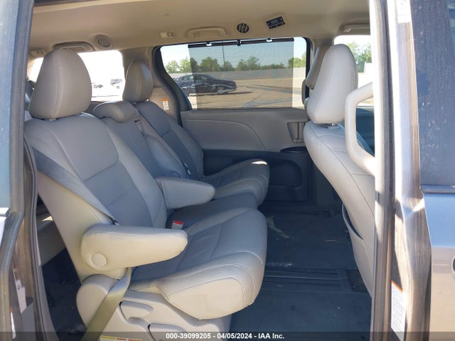 Toyota Sienna Le 8 Passenger 2015 5TDKK3DC0FS581689 Image 8