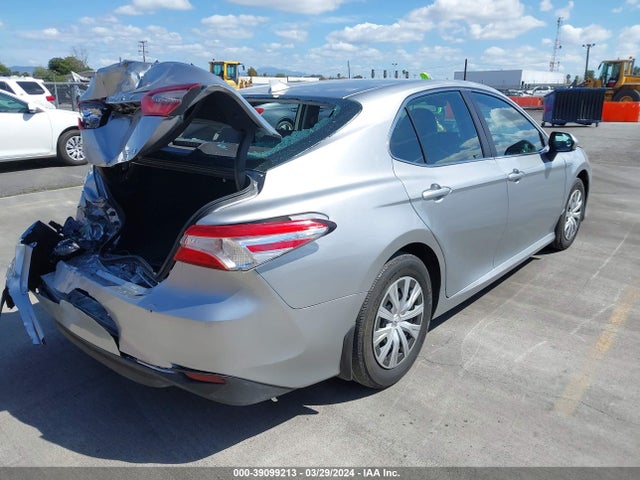 Toyota Camry Le Hybrid 2022 4T1C31AK2NU575836 Image 4