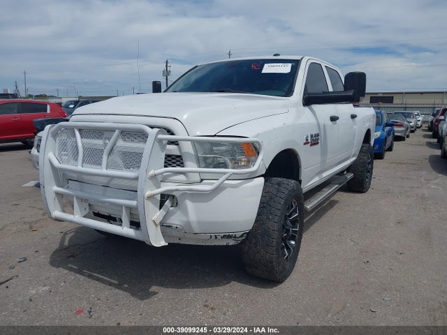RAM 2500 Tradesman 2014 3C6UR5CL8EG144951 Image 2