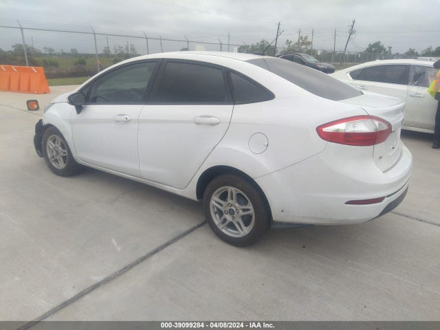 Ford FIESTA SE 2018 3FADP4BJ7JM134695 Image 3