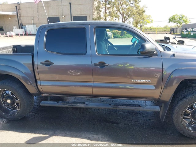 Toyota Tacoma Base V6 2015 5TFLU4EN5FX135228 Image 13