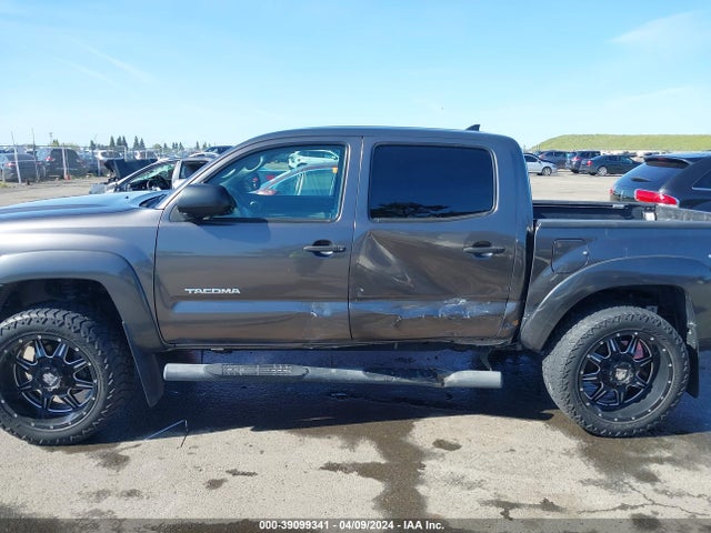 Toyota Tacoma Base V6 2015 5TFLU4EN5FX135228 Image 14