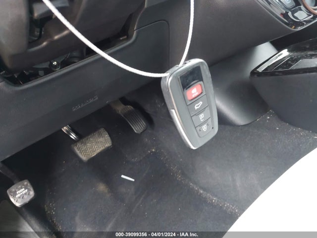JTDKAMFU1M3138657 Toyota Prius Limited