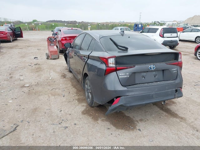 JTDKAMFU1M3138657 Toyota Prius Limited