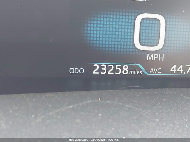 JTDKAMFU1M3138657 Toyota Prius Limited