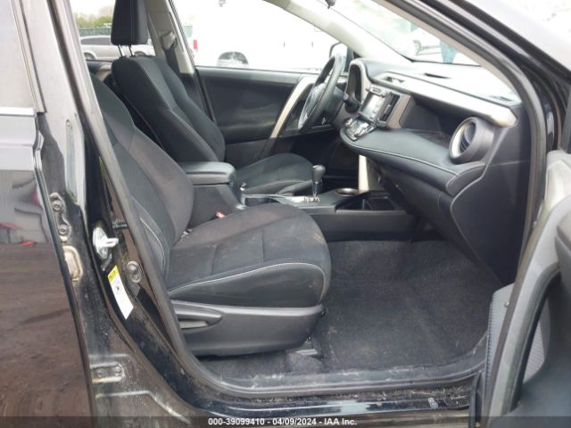 2T3RFREV9FW319710 Toyota Rav4 Xle