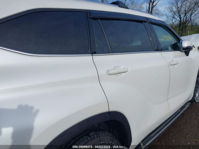 5TDFZRBH8MS130540 Toyota Highlander Platinum