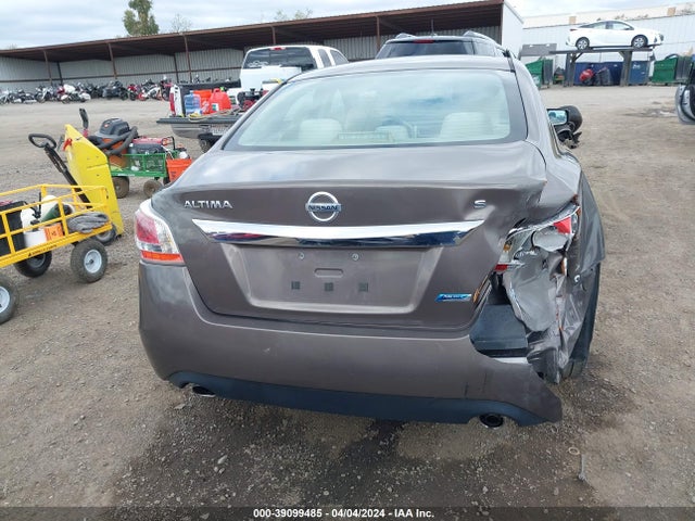 Nissan Altima 2.5 S 2014 1N4AL3AP3EC130486 Image 16