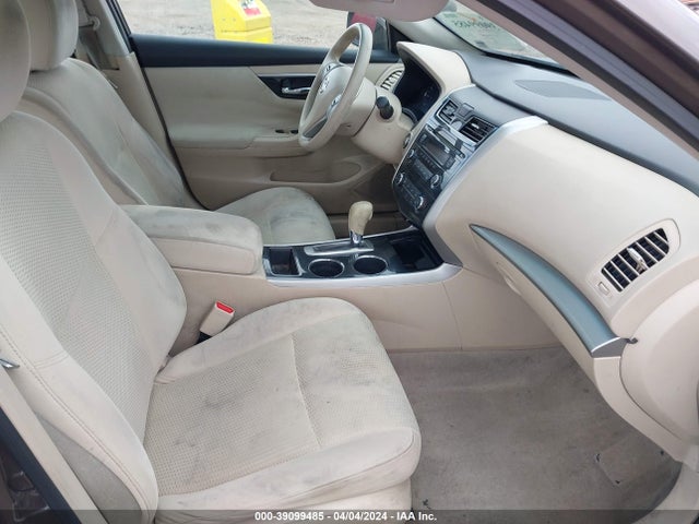 Nissan Altima 2.5 S 2014 1N4AL3AP3EC130486 Image 5