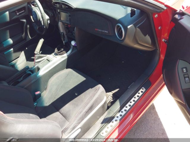 JF1ZNAA19E8705268 Scion FR-S