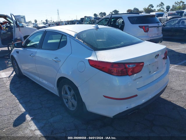 KIA Optima Lx 2015 KNAGM4A74F5643188 Image 3