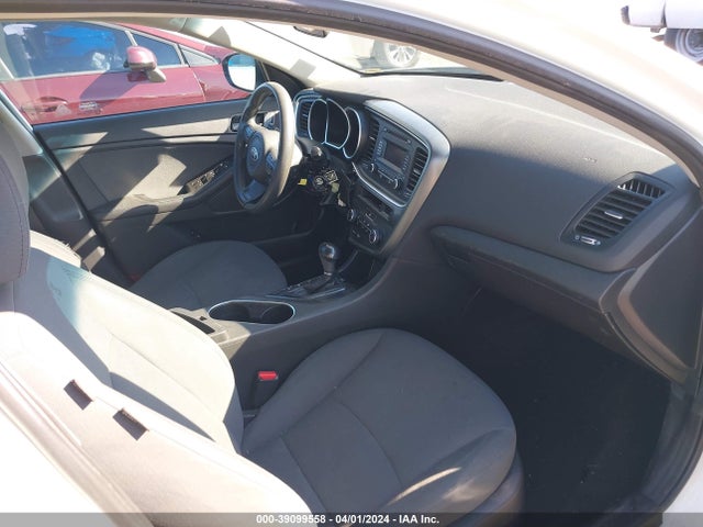KIA Optima Lx 2015 KNAGM4A74F5643188 Image 5
