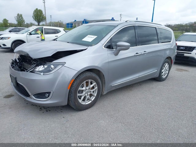 2C4RC1BG5LR274268 Chrysler Pacifica Touring L