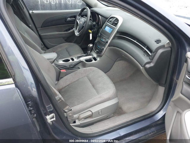 Chevrolet MALIBU LS 2015 1G11B5SL2FF229930 Image 5
