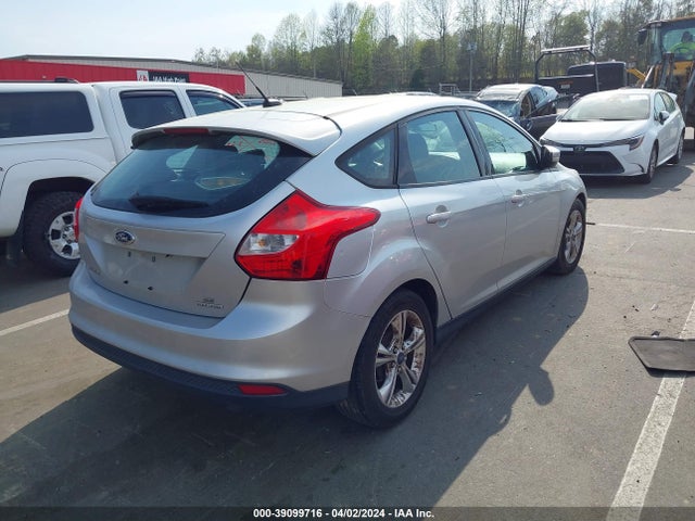 Ford FOCUS SE 2014 1FADP3K21EL280455 Image 4
