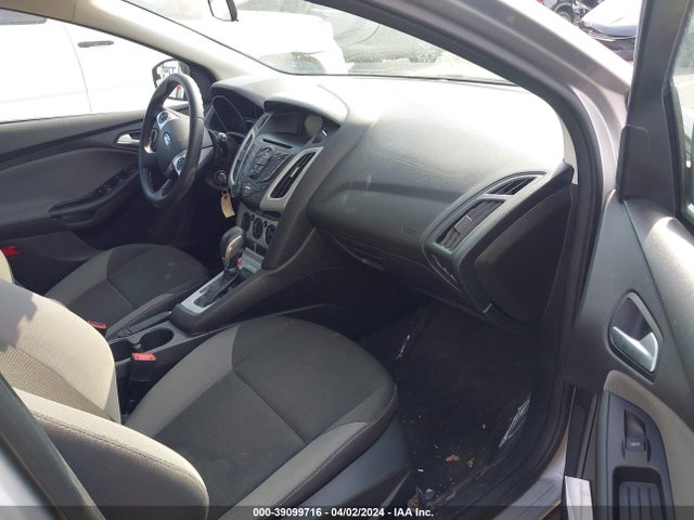 Ford FOCUS SE 2014 1FADP3K21EL280455 Image 5