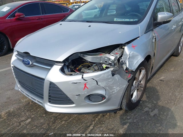 Ford FOCUS SE 2014 1FADP3K21EL280455 Image 6