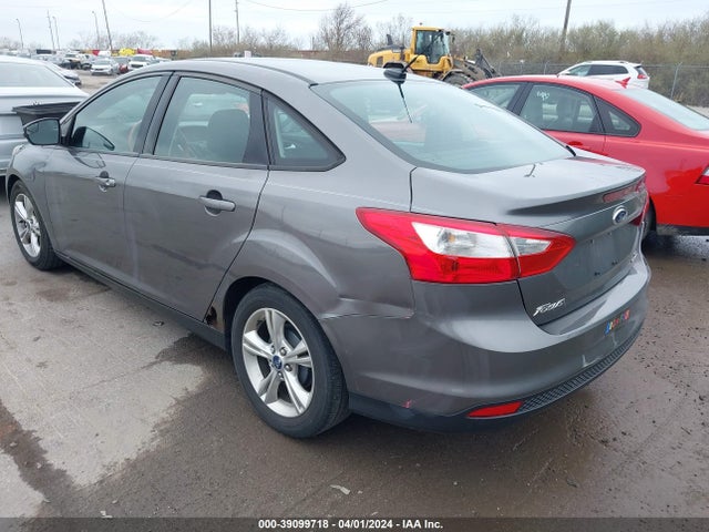 Ford FOCUS SE 2014 1FADP3F25EL235805 Image 3