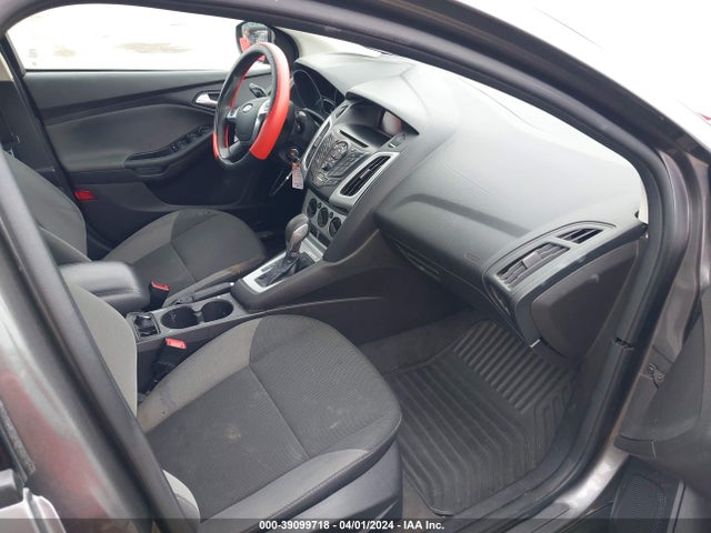 Ford FOCUS SE 2014 1FADP3F25EL235805 Image 5
