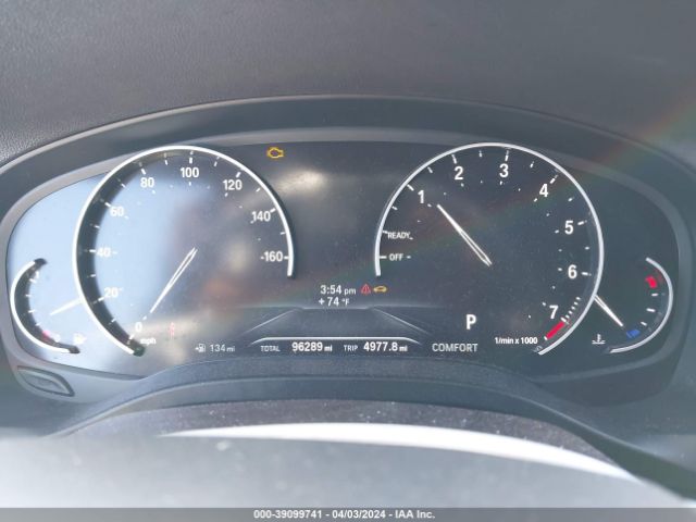 5UXTR7C53KLF32798 BMW X3 Sdrive30i
