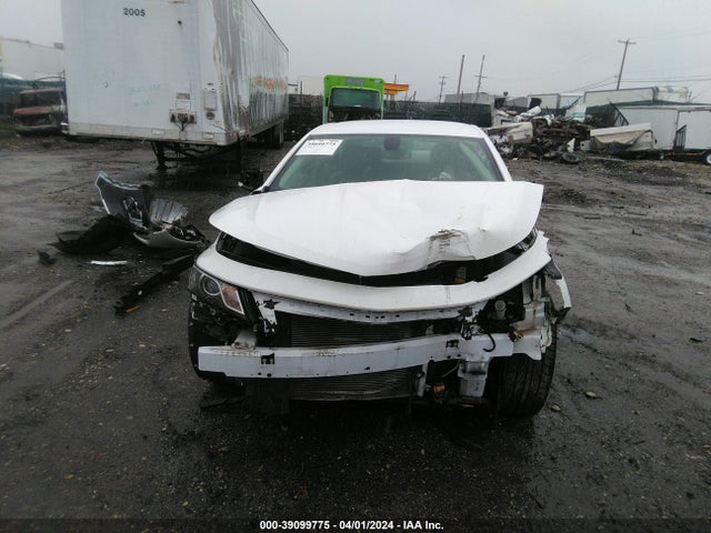 Chevrolet IMPALA 1LT 2018 2G1105S39J9101272 Image 13