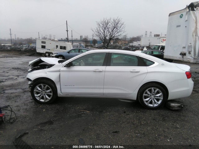 Chevrolet IMPALA 1LT 2018 2G1105S39J9101272 Image 15