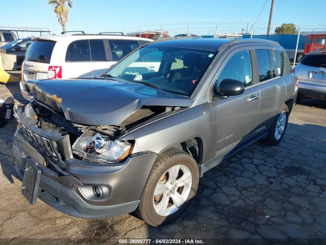 Jeep Compass Sport 2014 1C4NJDBB8ED591798 Image 2