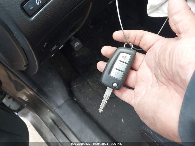 Nissan ROGUE S 2017 JN8AT2MV0HW019870 Image 11