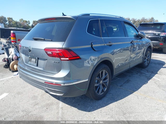 3VVMB7AX2PM028133 Volkswagen Tiguan 2.0t Se