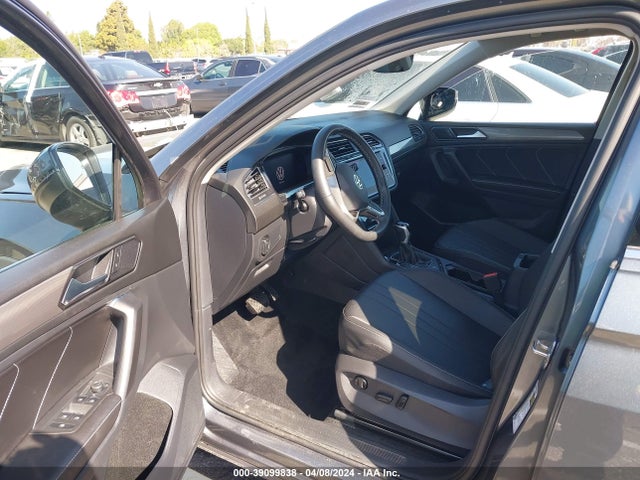 3VVMB7AX2PM028133 Volkswagen Tiguan 2.0t Se