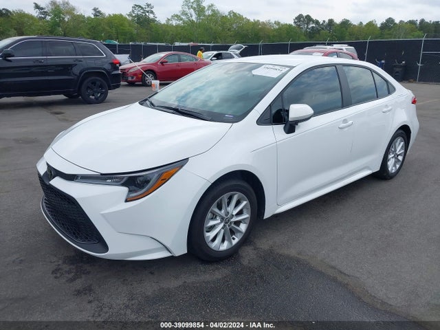 Toyota COROLLA LE 2022 5YFVPMAE2NP386534 Image 2