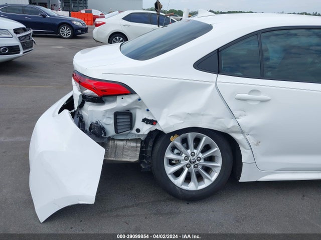 Toyota COROLLA LE 2022 5YFVPMAE2NP386534 Image 6
