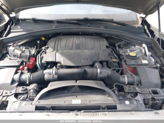 2018 JAGUAR F-PACE SADCL2EVXJA257350 Photo 9