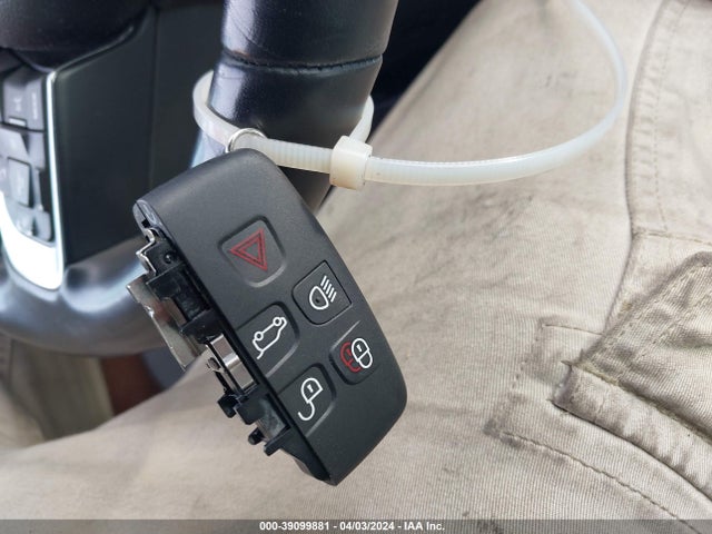 2018 JAGUAR F-PACE SADCL2EVXJA257350 Photo 10