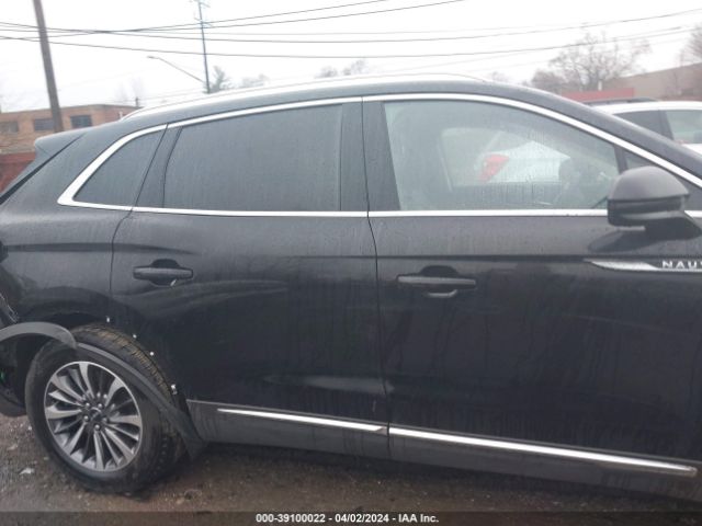 2LMPJ8J93NBL25741 Lincoln Nautilus Standard