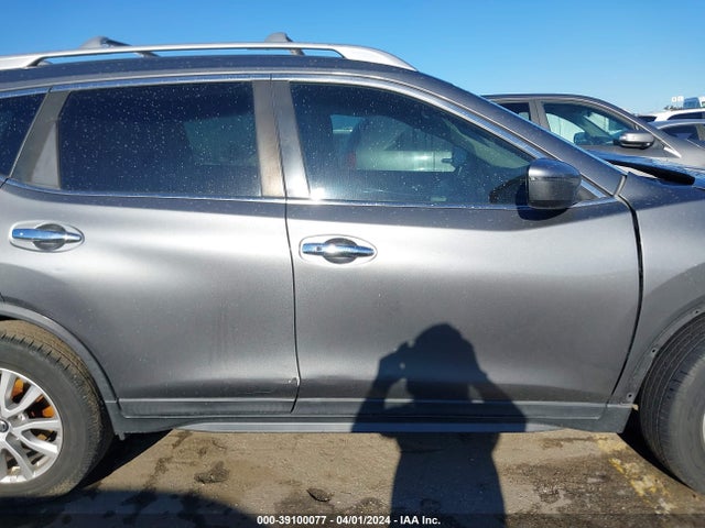 Nissan ROGUE SV 2017 KNMAT2MT0HP588156 Image 13