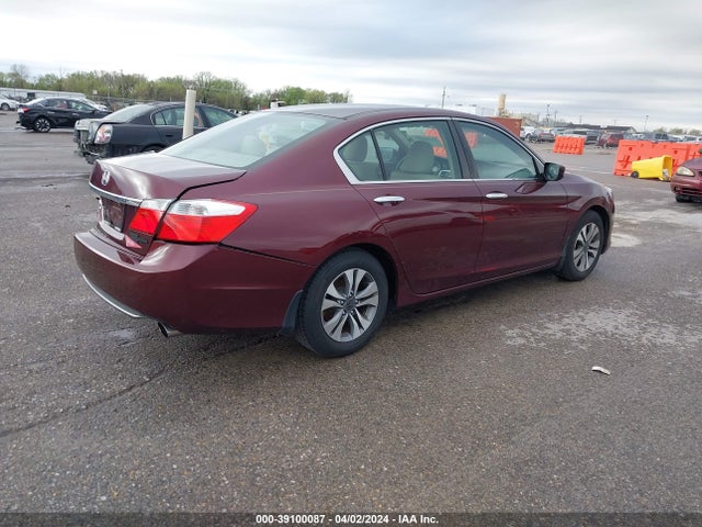 39100087 :رقم المزاد ، 1HGCR2F38FA212486 vin ، 2015 Honda Accord Lx مزاد بيع