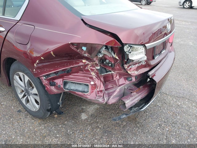 39100087 :رقم المزاد ، 1HGCR2F38FA212486 vin ، 2015 Honda Accord Lx مزاد بيع